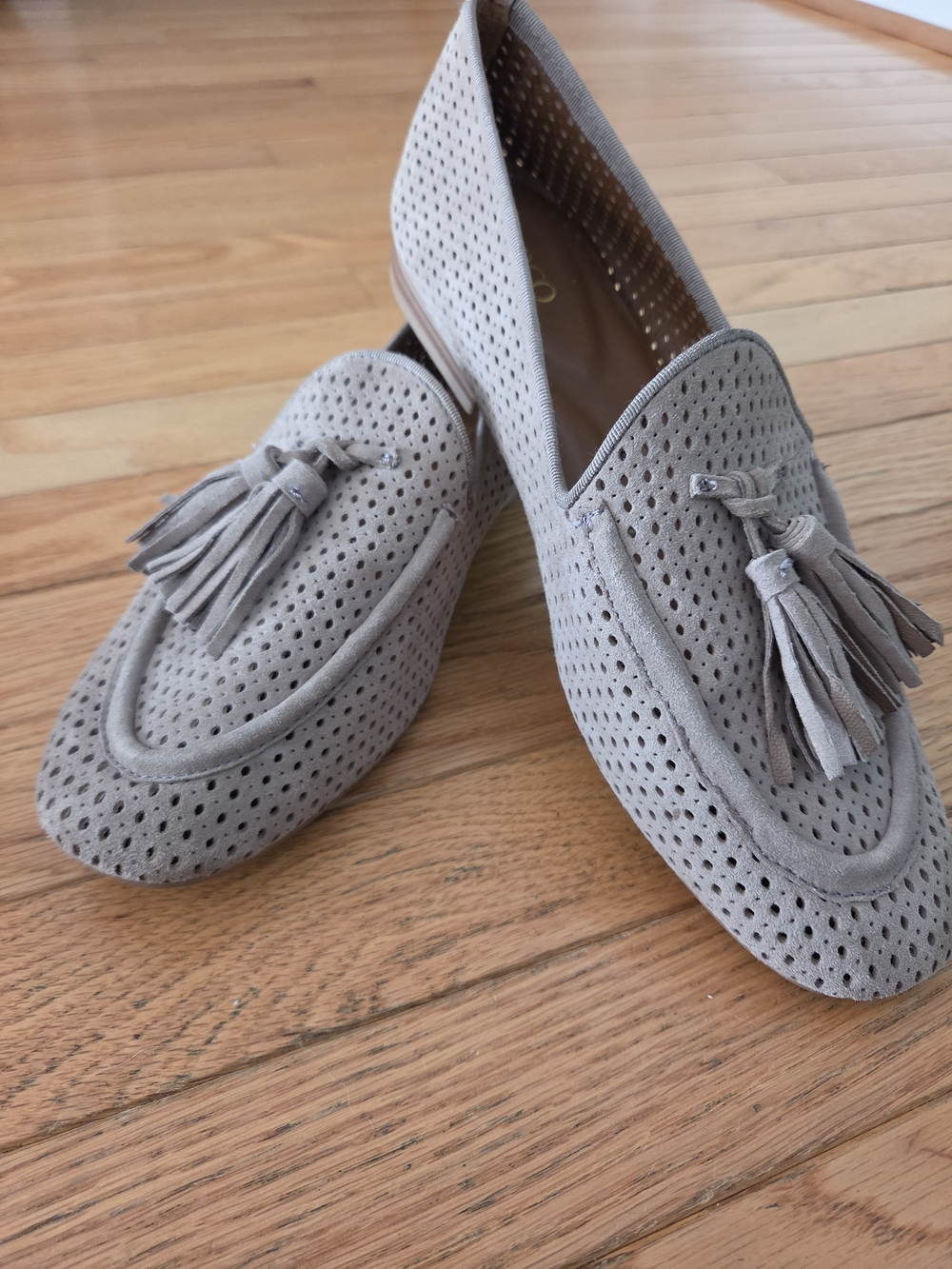 Franco Sarto Perforated Suede Tassel Loafers Grey Taupe Women's Size 9.5